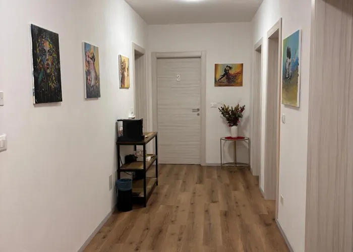فندق مبيت وإفطار Colibri Art